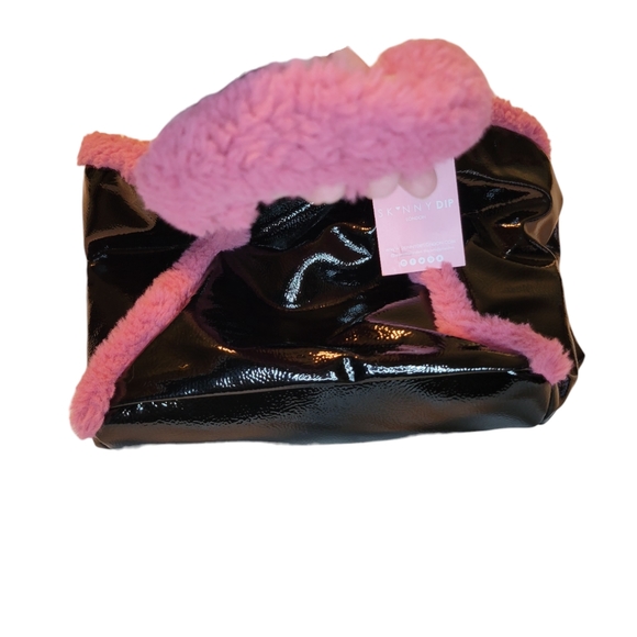 Skinny Dip Furry Tote nwt - Picture 2 of 13